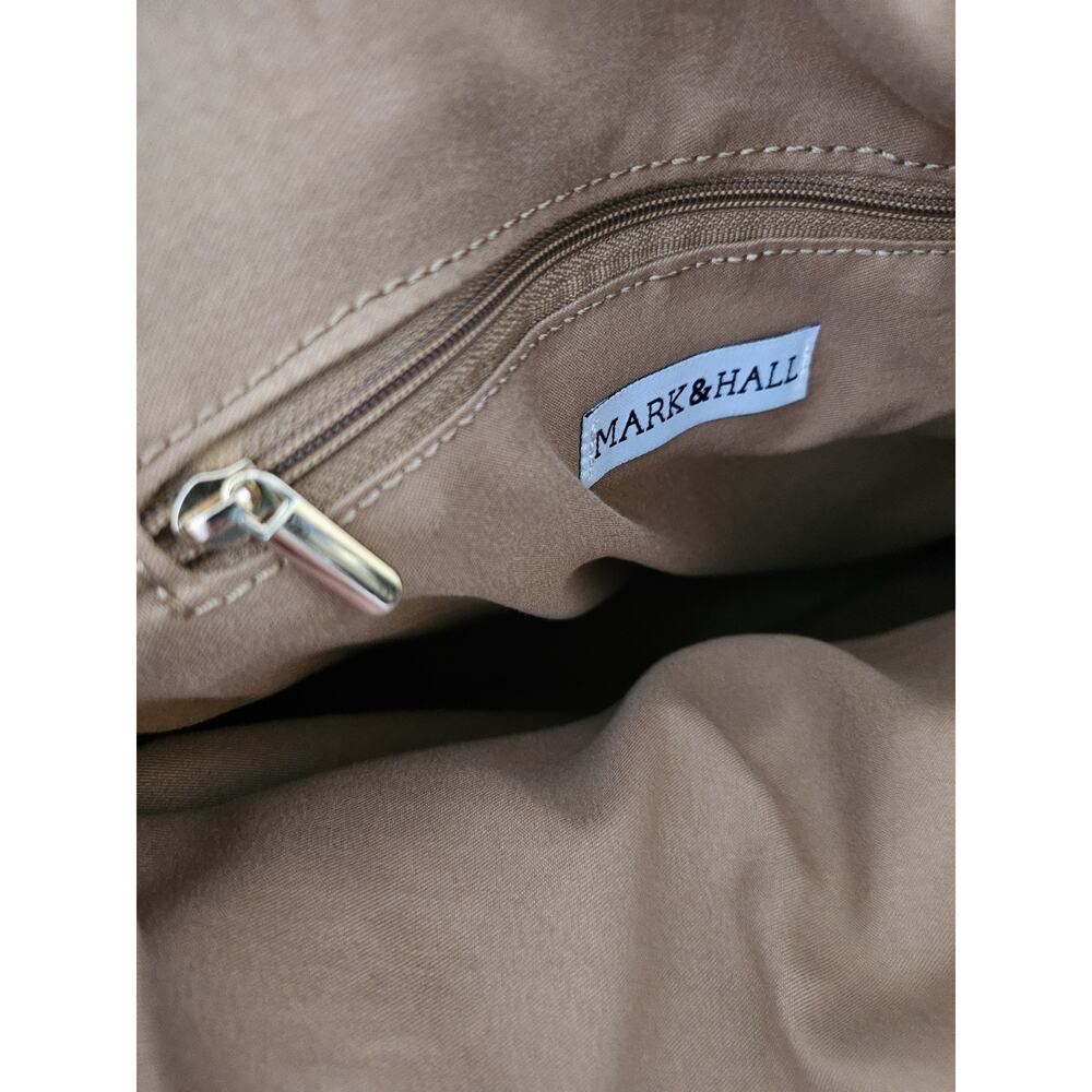 Mark & Hall Color Block Tote Bag - Picture 7 of 14